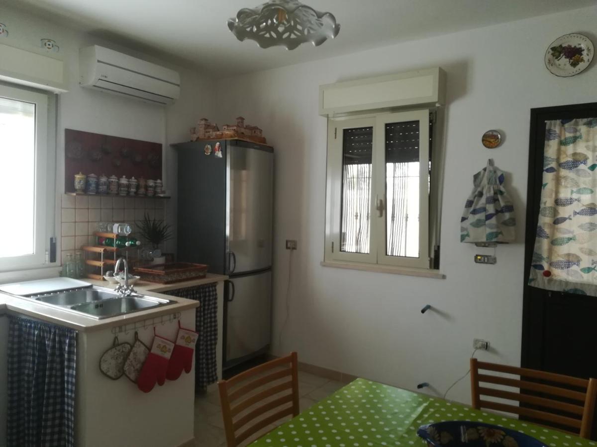 Trullo Alessandro E Villa Raffaela 산비토데이노르만니 외부 사진