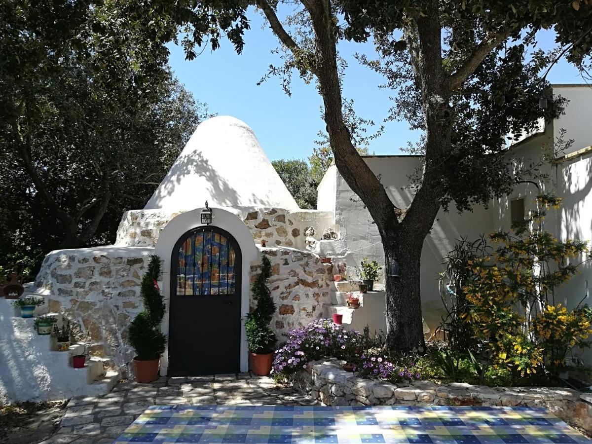 Trullo Alessandro E Villa Raffaela 산비토데이노르만니 외부 사진