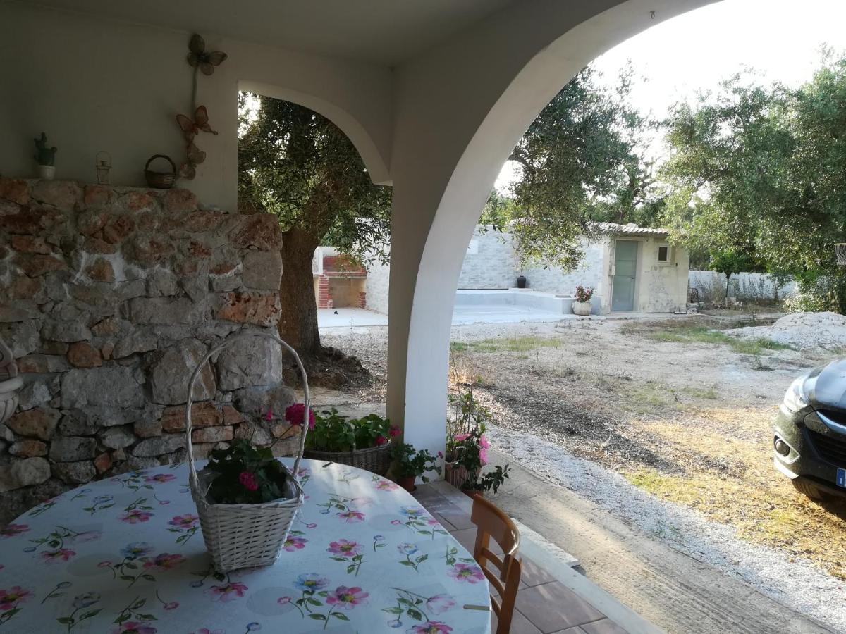 Trullo Alessandro E Villa Raffaela 산비토데이노르만니 외부 사진