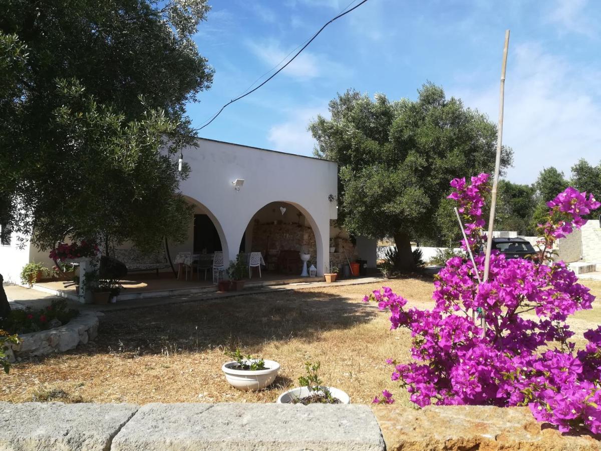 Trullo Alessandro E Villa Raffaela 산비토데이노르만니 외부 사진